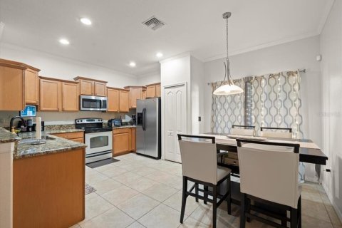 Adosado en venta en Brandon, Florida, 3 dormitorios, 155.15 m2 № 1908527 - foto 6