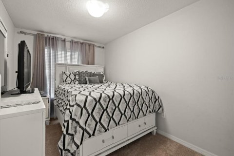 Adosado en venta en Brandon, Florida, 3 dormitorios, 155.15 m2 № 1908527 - foto 26