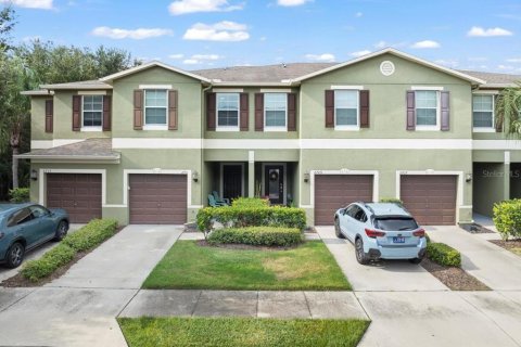 Adosado en venta en Brandon, Florida, 3 dormitorios, 155.15 m2 № 1908527 - foto 1
