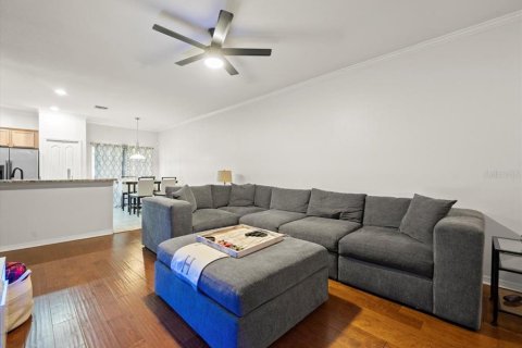 Adosado en venta en Brandon, Florida, 3 dormitorios, 155.15 m2 № 1908527 - foto 3