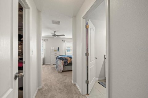 Adosado en venta en Brandon, Florida, 3 dormitorios, 155.15 m2 № 1908527 - foto 19
