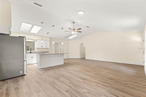 House in Ocala, Florida 3 bedrooms, 185.9 sq.m. № 1839057 - photo 23
