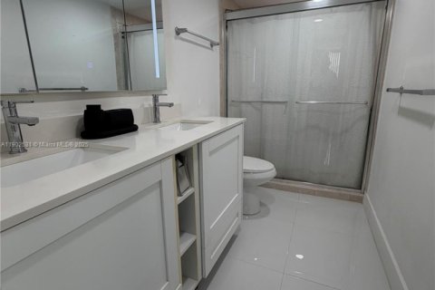 Купить кондоминиум в Норт-Майами-Бич, Флорида 3 спальни, 100.8м2, № 1957242 - фото 21