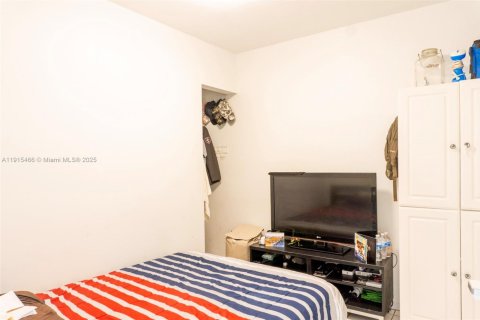 Condo in Miami Gardens, Florida, 1 bedroom  № 1971608 - photo 15