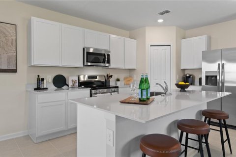 Casa en venta en Eustis, Florida, 4 dormitorios, 174.1 m2 № 2385656 - foto 2
