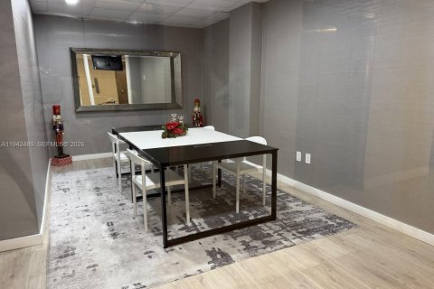 Copropriété à louer à North Bay Village, Floride: 1 chambre, 87.33 m2 № 1999575 - photo 14