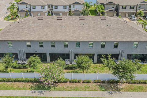 Townhouse in Ruskin, Florida 3 bedrooms, 166.85 sq.m. № 2203787 - photo 9