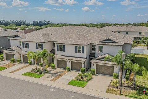 Townhouse in Ruskin, Florida 3 bedrooms, 166.85 sq.m. № 2203787 - photo 4