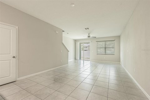 Townhouse in Ruskin, Florida 3 bedrooms, 166.85 sq.m. № 2203787 - photo 15