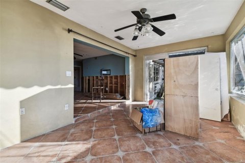House in Clearwater, Florida 3 bedrooms, 178.84 sq.m. № 1554974 - photo 14