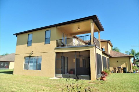 House in Kissimmee, Florida 4 bedrooms, 254.27 sq.m. № 1851754 - photo 27