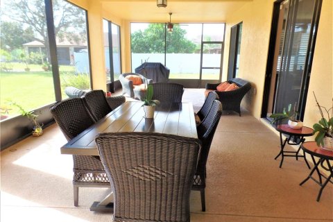 House in Kissimmee, Florida 4 bedrooms, 254.27 sq.m. № 1851754 - photo 25