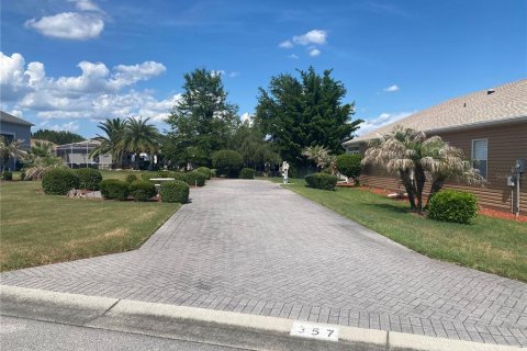 Terreno en venta en Polk City, Florida № 2098113 - foto 2