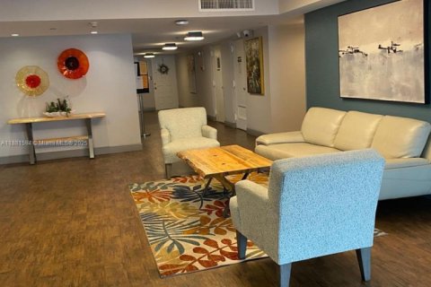 Condo in Pompano Beach, Florida, 3 bedrooms  № 1925459 - photo 26