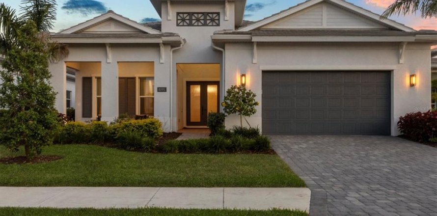 Casa en Lakewood Ranch, Florida 3 dormitorios, 289.3 m2 № 2217922
