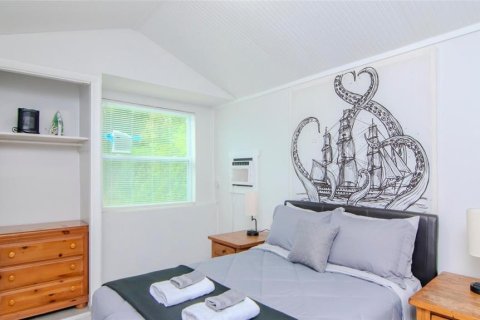 Commercial property in Clearwater, Florida 4 bedrooms, 132.2 sq.m. № 2101794 - photo 26
