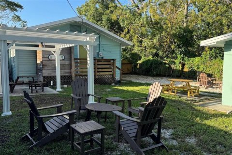 Commercial property in Clearwater, Florida 4 bedrooms, 132.2 sq.m. № 2101794 - photo 25