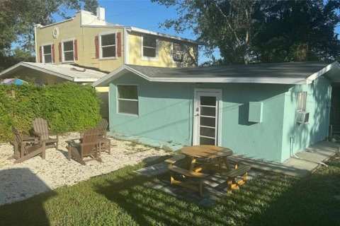 Commercial property in Clearwater, Florida 4 bedrooms, 132.2 sq.m. № 2101794 - photo 24