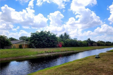 Condominio en alquiler en Coral Springs, Florida, 2 dormitorios, 69.86 m2 № 1189543 - foto 1