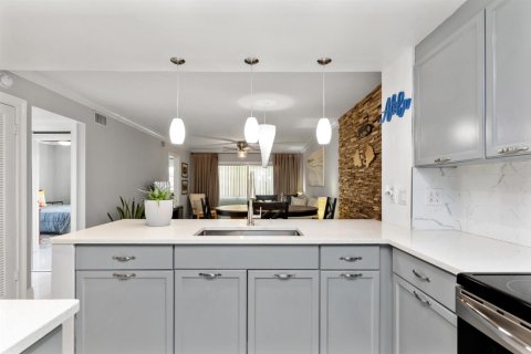 Copropriété à vendre à Boca Raton, Floride: 2 chambres, 88.72 m2 № 2193417 - photo 7