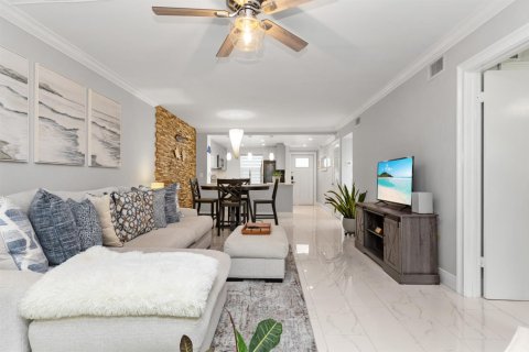 Copropriété à vendre à Boca Raton, Floride: 2 chambres, 88.72 m2 № 2193417 - photo 16