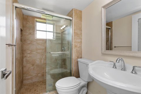 Copropriété à vendre à Boca Raton, Floride: 2 chambres, 88.72 m2 № 2193417 - photo 30