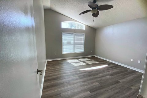 Villa ou maison à louer à Orlando, Floride: 3 chambres, 123.93 m2 № 2431908 - photo 6