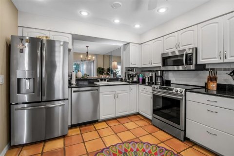 Condo in Bradenton, Florida, 3 bedrooms  № 1635922 - photo 11