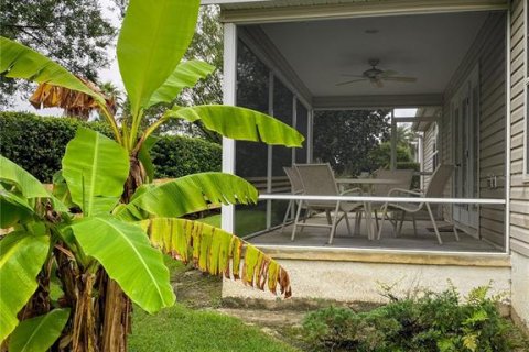 House in The Villages, Florida 3 bedrooms, 140.47 sq.m. № 1543626 - photo 27