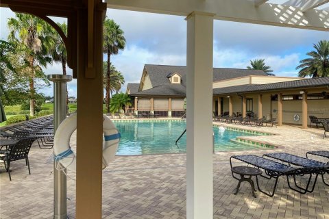 House in The Villages, Florida 3 bedrooms, 140.47 sq.m. № 1543626 - photo 30