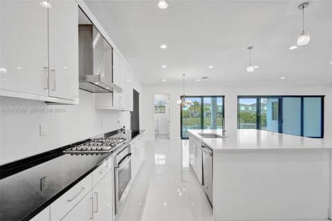 Снять в аренду виллу или дом в Бока-Ратон, Флорида 5 спален, 458.19м2, № 2034150 - фото 28