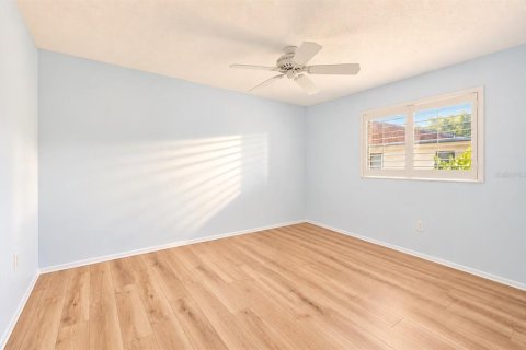 House in Sarasota, Florida 3 bedrooms, 197.7 sq.m. № 2393422 - photo 17