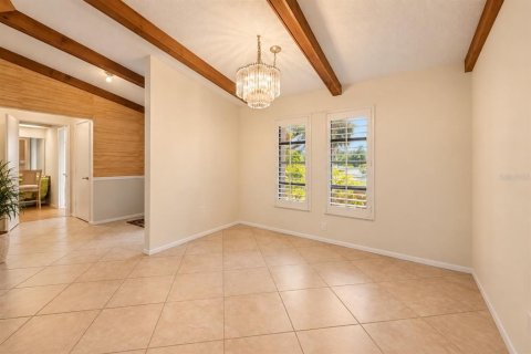 House in Sarasota, Florida 3 bedrooms, 197.7 sq.m. № 2393422 - photo 4