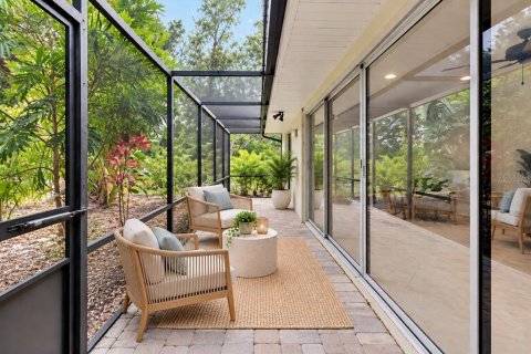 House in Sarasota, Florida 3 bedrooms, 197.7 sq.m. № 2393422 - photo 24