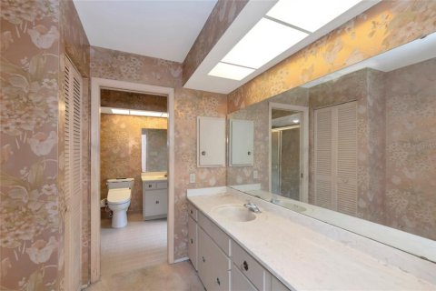 Villa ou maison à vendre à Sarasota, Floride: 3 chambres, 229 m2 № 2406594 - photo 17