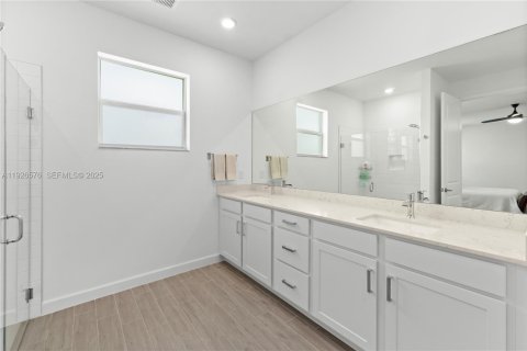 Купить виллу или дом в Локсахатчи-Гроувс, Флорида 5 спален, 309.55м2, № 1987924 - фото 26