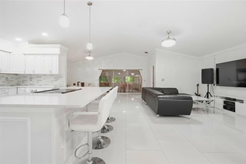 Villa ou maison à vendre à Bradenton, Floride: 3 chambres, 165.37 m2 № 2404728 - photo 15