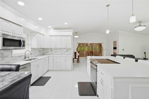 Villa ou maison à vendre à Bradenton, Floride: 3 chambres, 165.37 m2 № 2404728 - photo 23