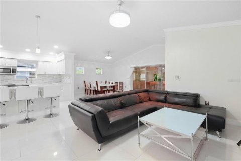 Villa ou maison à vendre à Bradenton, Floride: 3 chambres, 165.37 m2 № 2404728 - photo 18