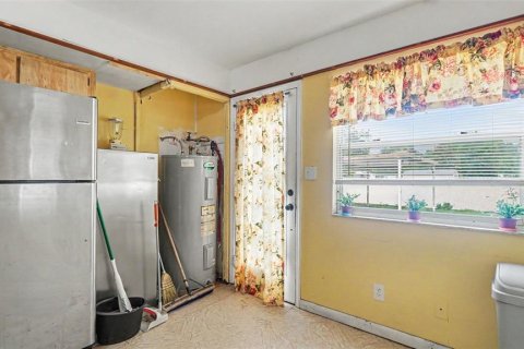 House in Summerfield, Florida 3 bedrooms, 168.25 sq.m. № 2198367 - photo 12
