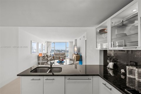 Copropriété à louer à Miami Beach, Floride: 1 chambre, 88.26 m2 № 2032936 - photo 5