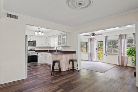 Casa en venta en Orlando, Florida, 3 dormitorios, 140.84 m2 № 2157615 - foto 11