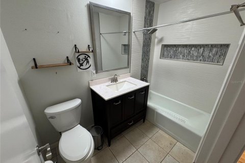 Casa en alquiler en Venice, Florida, 3 dormitorios, 135.36 m2 № 1831408 - foto 10