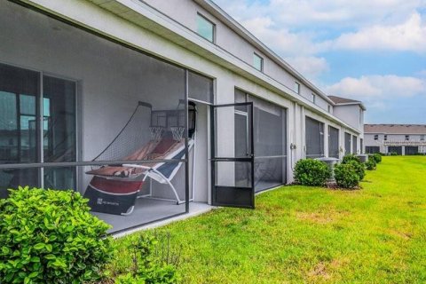 Townhouse in Bradenton, Florida 3 bedrooms, 155.43 sq.m. № 1824492 - photo 16
