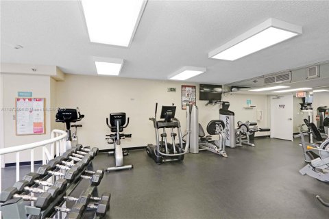 Condo in Aventura, Florida, 2 bedrooms  № 1926880 - photo 28