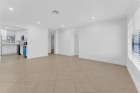 Casa en alquiler en Oakland Park, Florida, 3 dormitorios, 116.13 m2 № 1995211 - foto 11