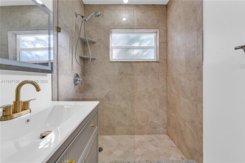 Casa en alquiler en Oakland Park, Florida, 3 dormitorios, 116.13 m2 № 1995211 - foto 24