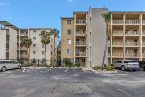 Copropriété à louer à Bradenton, Floride: 2 chambres, 106.28 m2 № 1886297 - photo 2