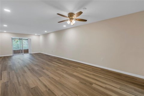 Copropriété à louer à Bradenton, Floride: 2 chambres, 106.28 m2 № 1886297 - photo 13