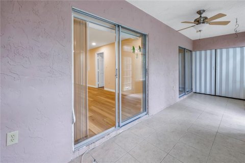Copropriété à louer à Bradenton, Floride: 2 chambres, 106.28 m2 № 1886297 - photo 21